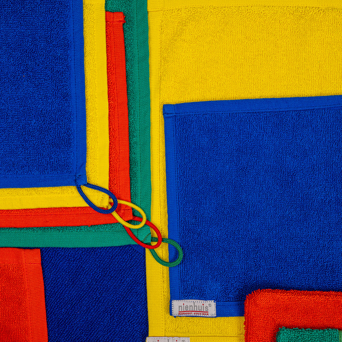 Lot 4 petites serviettes à main vertes