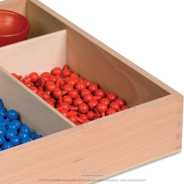 Image of Box-von-Löwen-für-den-Wurzelstock-Karree