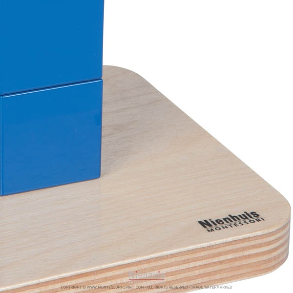 Immagine di Cubi su stelo-verticale